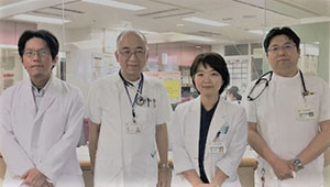 リウマチ・免疫内科（左から、近藤先生、私、冨田先生、片岡先生です。）
